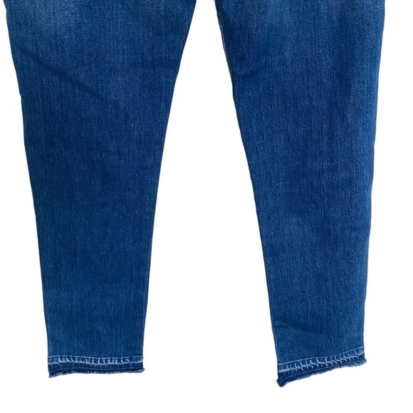 AMO Babe Jeans in Something Blue, Size 26 - Picture 10 of 13